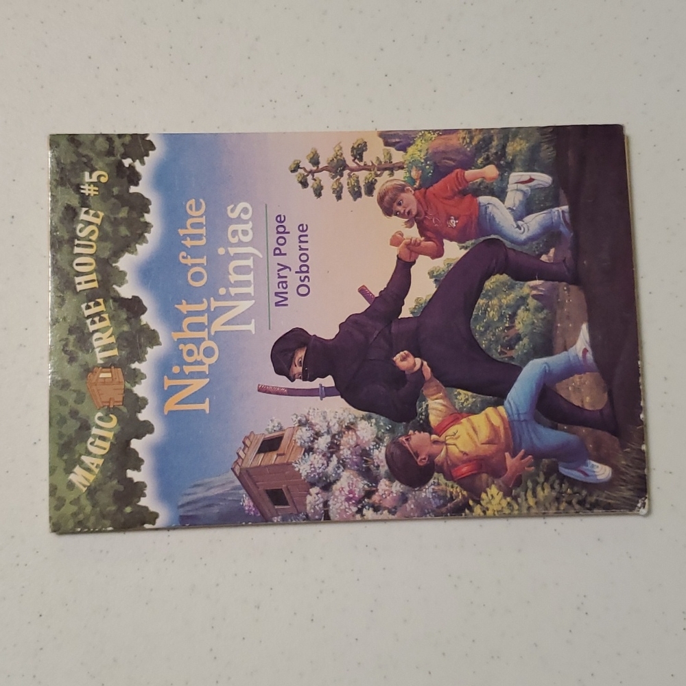 Magic Tree House # 5 - Night of the Ninjas  by Mary Pope Osborne